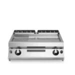 Gas griddle, 2/3 smooth 1/3 ribbed mild steel plate, top